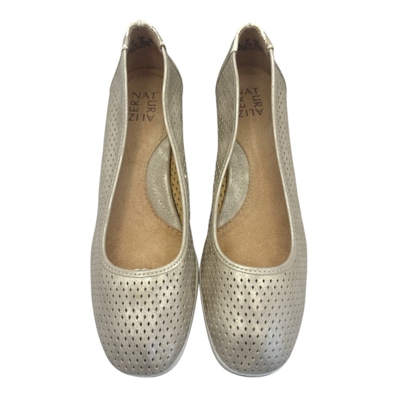 Naturalizer Aliz Betina 2 Gold Metallic Perforated Wedge Heel Comfort Shoes 9M - Picture 1 of 8